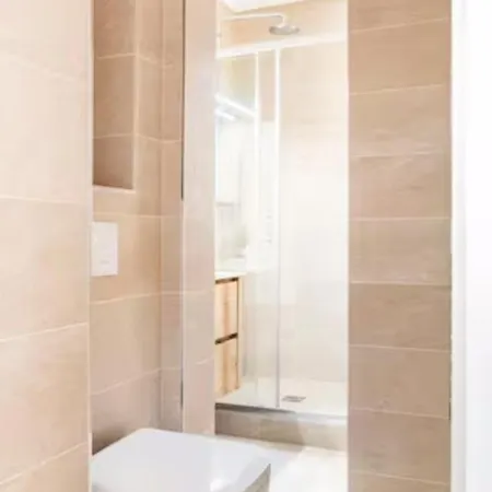 The Square, Paris-asnieres, Private With Bedroom And Living